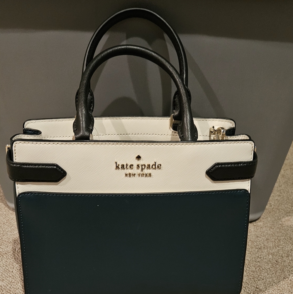Kate spade purse